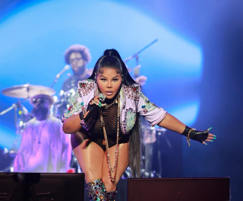 Foxy Brown performing at Essence Festival stage